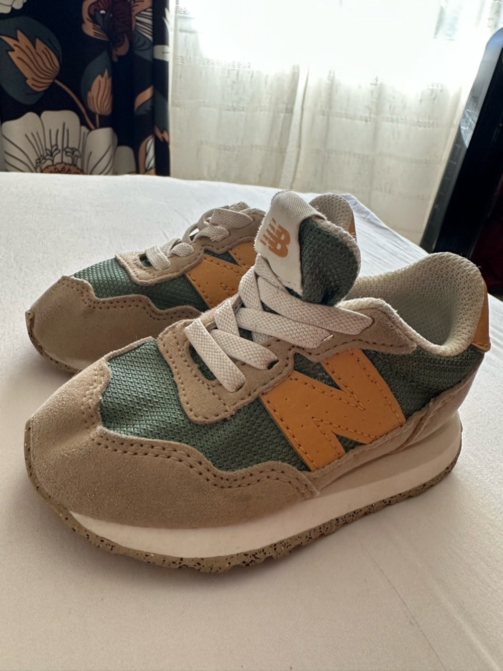 New Balance Toddler Green and Tan Sneakers - Size 6